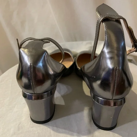 Valentino Garavani Silver Heels - Picture 8 of 9